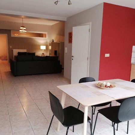Superbe Appartement De 65M2 A 6061 Montignies-Sur-Sambre シャルルロワ エクステリア 写真