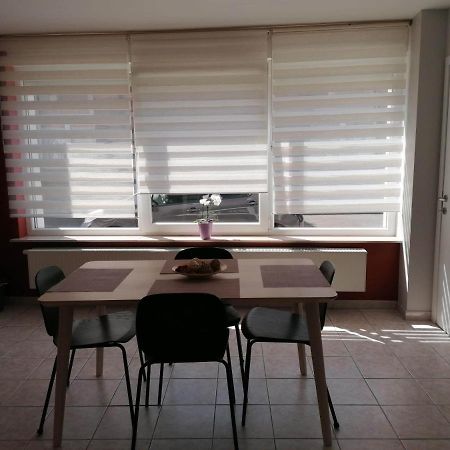 Superbe Appartement De 65M2 A 6061 Montignies-Sur-Sambre シャルルロワ エクステリア 写真