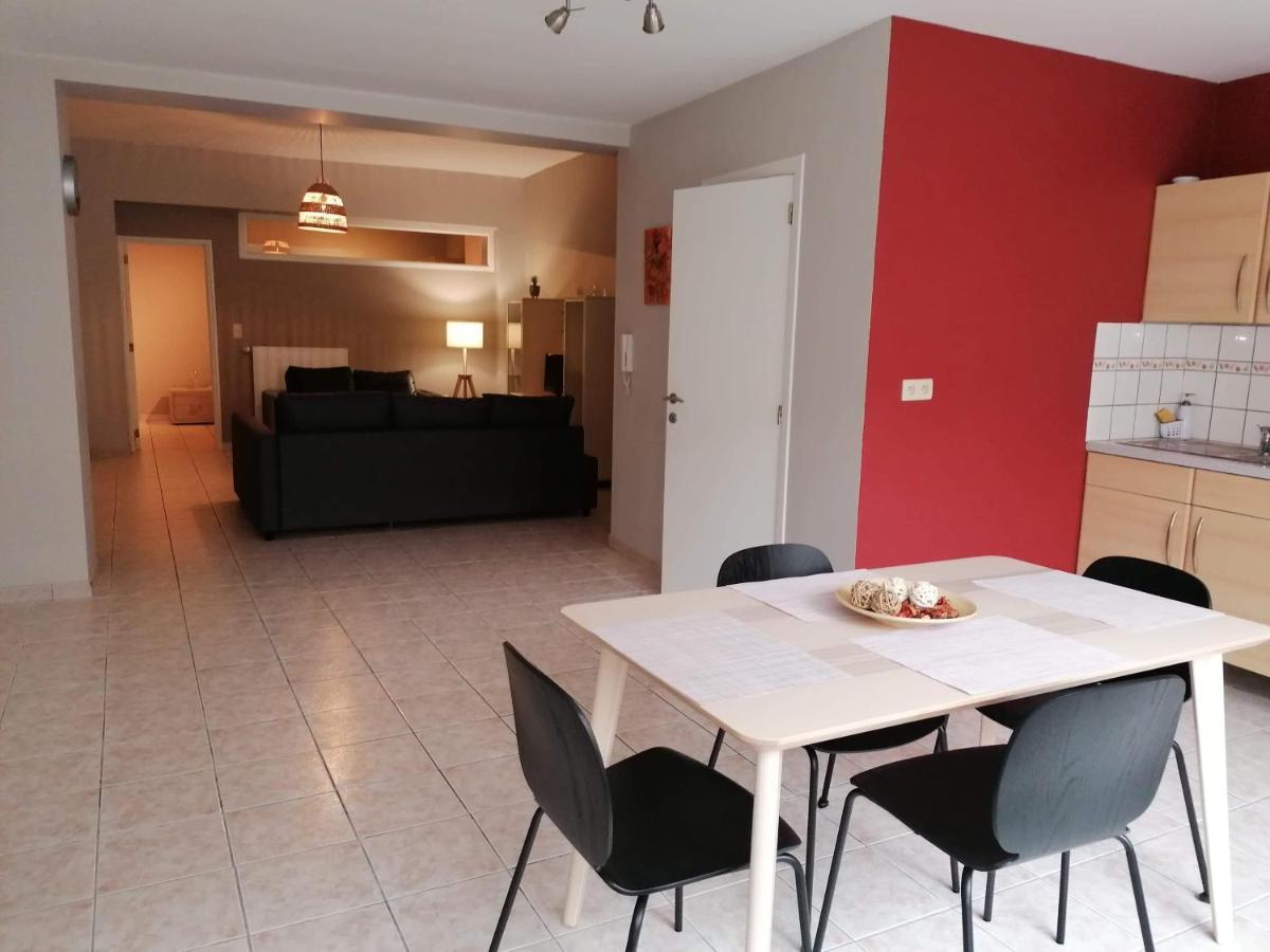 Superbe Appartement De 65M2 A 6061 Montignies-Sur-Sambre シャルルロワ エクステリア 写真