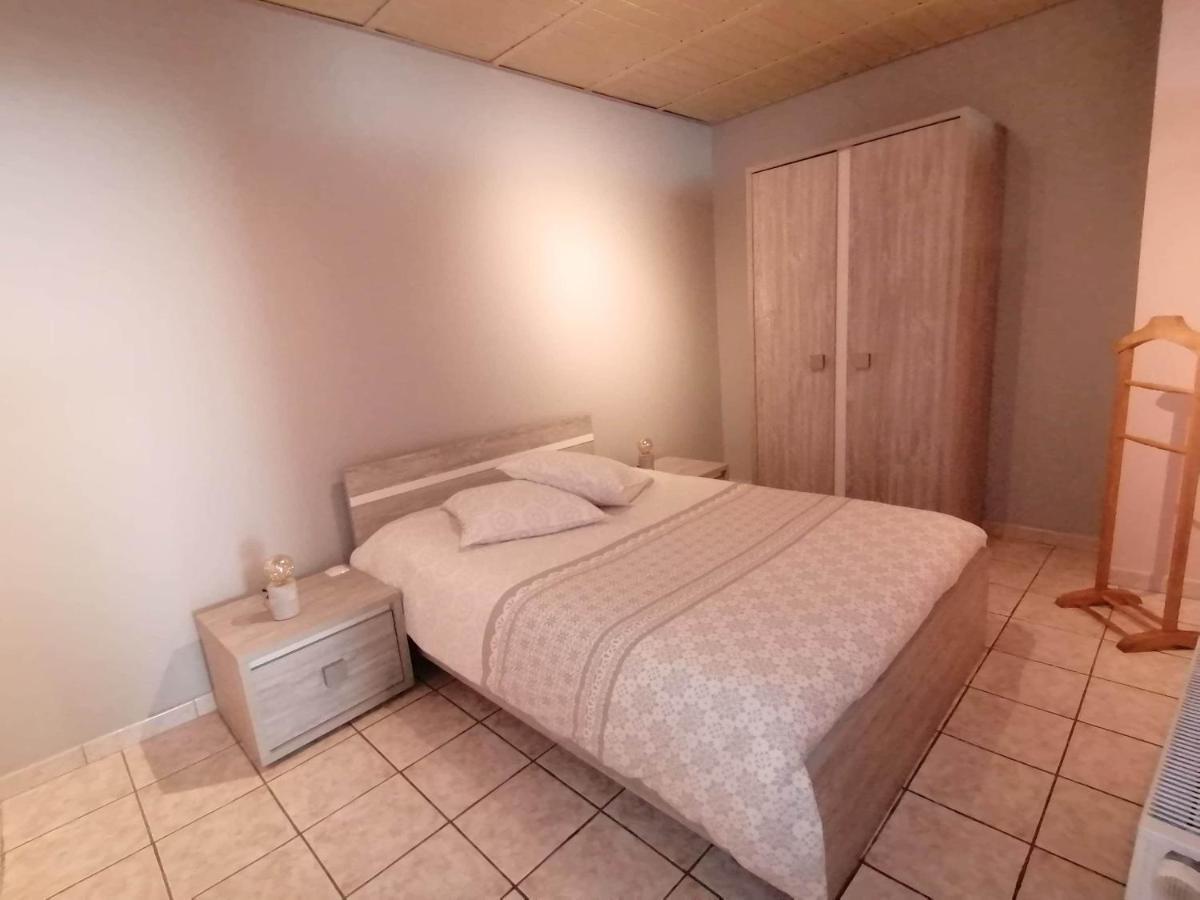 Superbe Appartement De 65M2 A 6061 Montignies-Sur-Sambre シャルルロワ エクステリア 写真