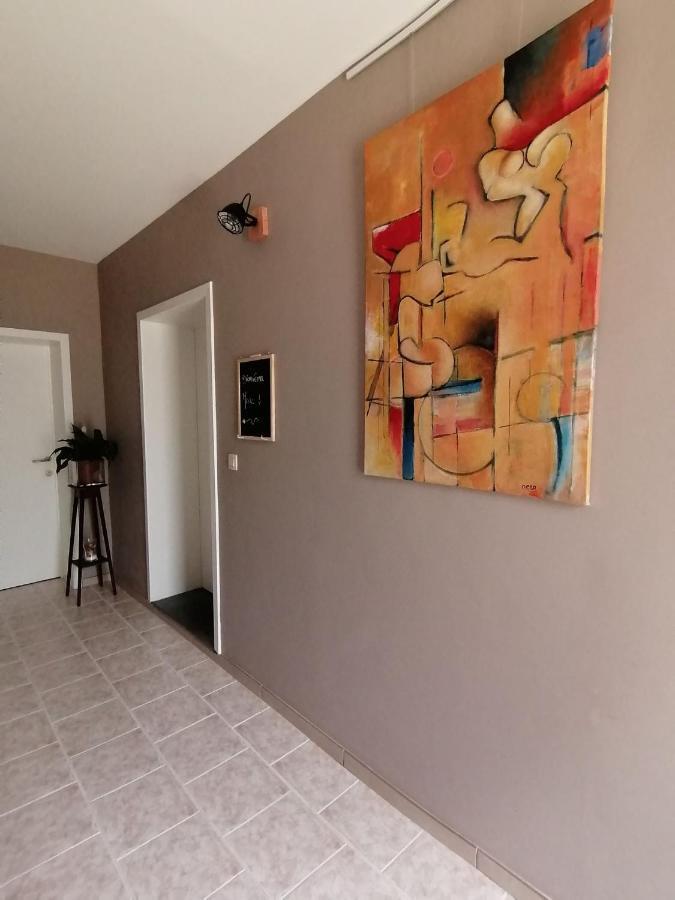 Superbe Appartement De 65M2 A 6061 Montignies-Sur-Sambre シャルルロワ エクステリア 写真