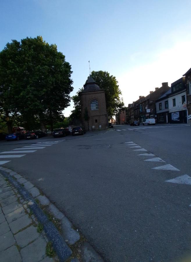 Superbe Appartement De 65M2 A 6061 Montignies-Sur-Sambre シャルルロワ エクステリア 写真